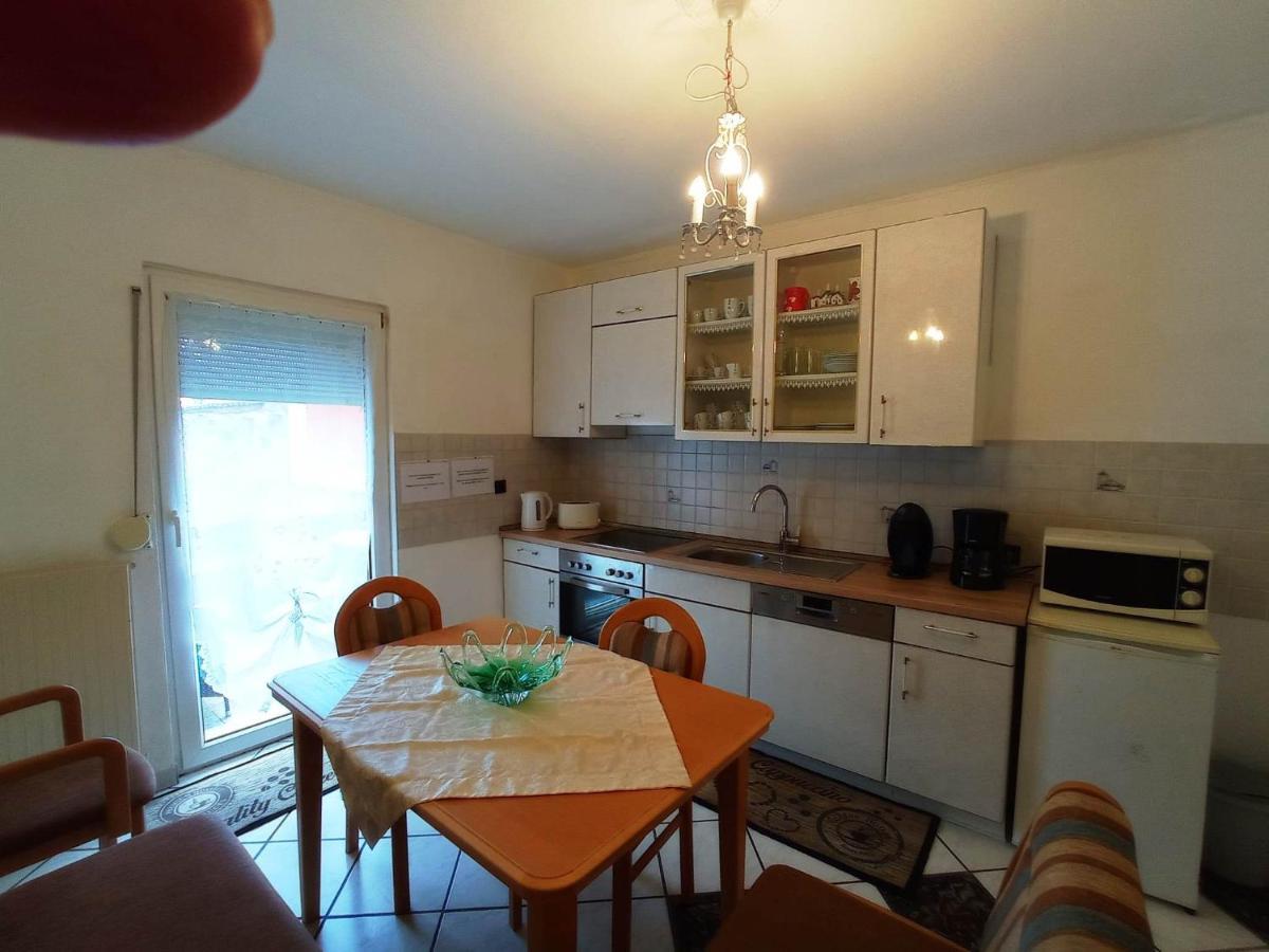 Monteur-, Ferienwohnung Mit Balkon In Hanau Bei Frankfurt Und Aschaffenburg Luaran gambar