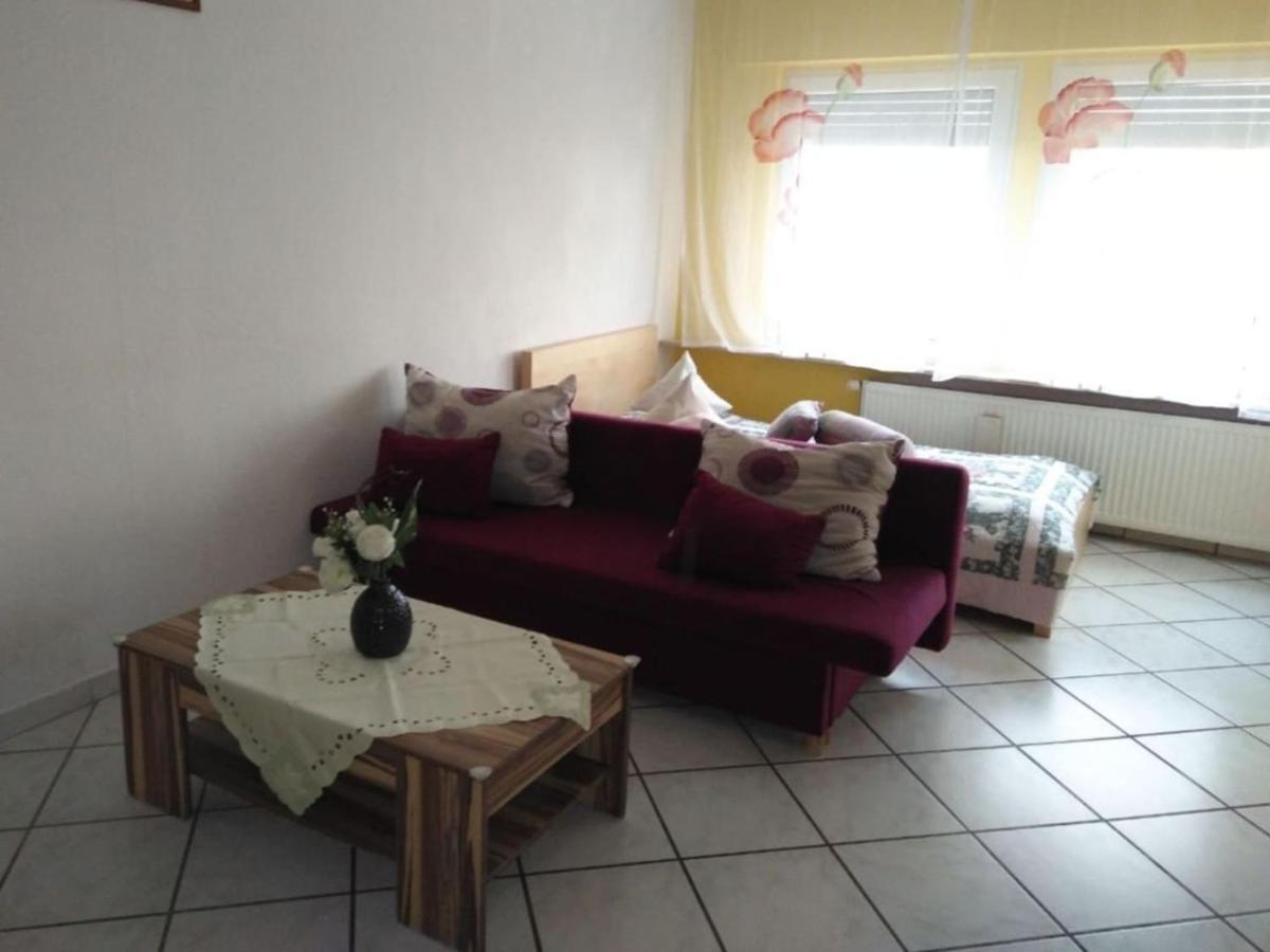 Monteur-, Ferienwohnung Mit Balkon In Hanau Bei Frankfurt Und Aschaffenburg Luaran gambar